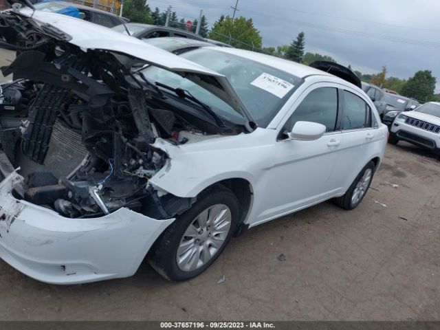 Photo 1 VIN: 1C3CCBAB8EN205967 - CHRYSLER 200 