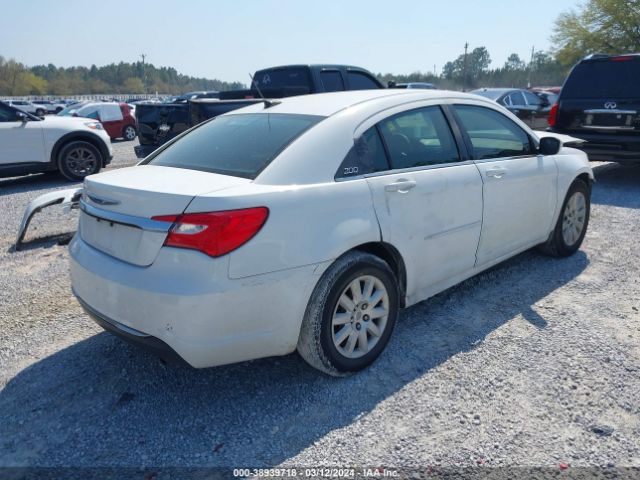 Photo 3 VIN: 1C3CCBAB8EN209100 - CHRYSLER 200 