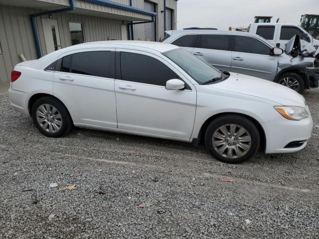 Photo 3 VIN: 1C3CCBAB8EN209663 - CHRYSLER 200 