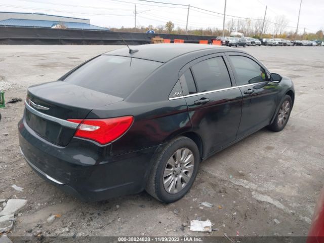 Photo 3 VIN: 1C3CCBAB8EN212529 - CHRYSLER 200 