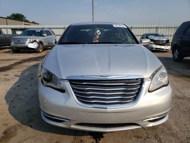 Photo 8 VIN: 1C3CCBAB9CN155562 - CHRYSLER 200 LX 