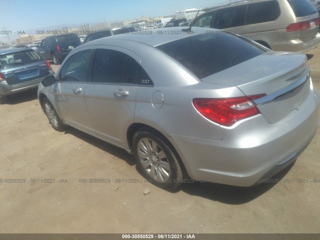 Photo 2 VIN: 1C3CCBAB9CN223973 - CHRYSLER 200 