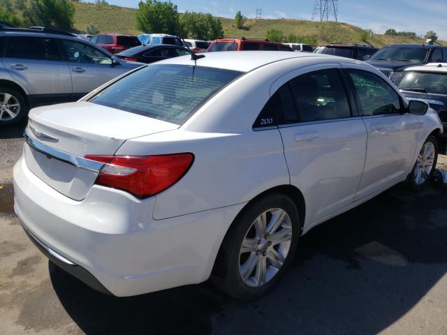 Photo 3 VIN: 1C3CCBAB9CN318615 - CHRYSLER 200 LX 