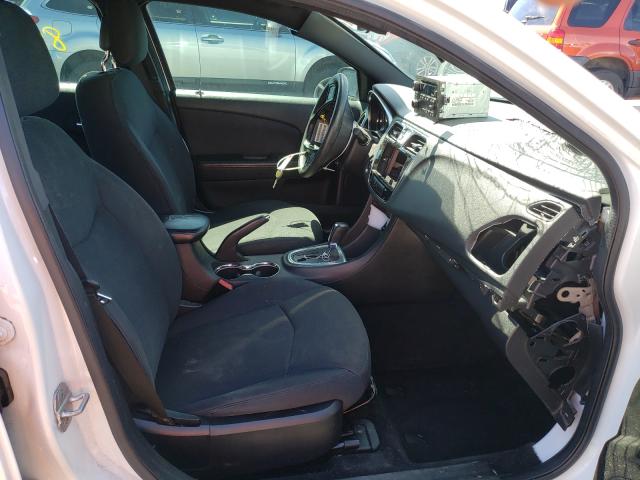 Photo 4 VIN: 1C3CCBAB9CN318615 - CHRYSLER 200 LX 