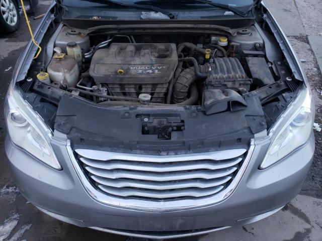 Photo 6 VIN: 1C3CCBAB9DN706123 - CHRYSLER 200 LX 