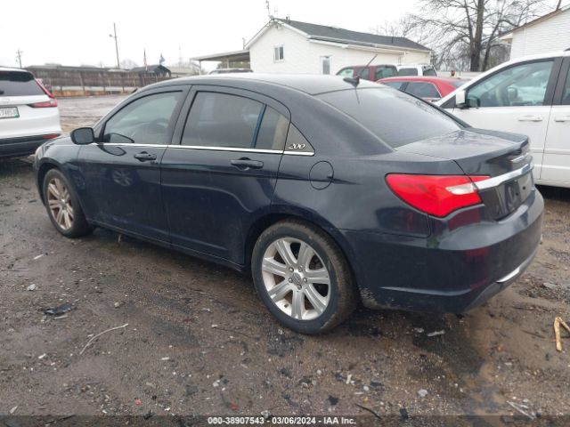 Photo 2 VIN: 1C3CCBAB9EN125187 - CHRYSLER 200 