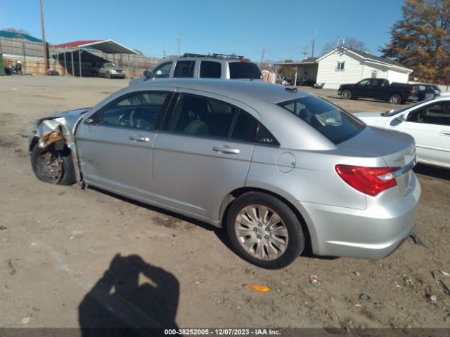 Photo 2 VIN: 1C3CCBABXCN135093 - CHRYSLER 200 