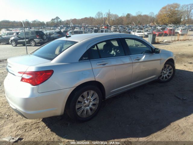 Photo 3 VIN: 1C3CCBABXCN135093 - CHRYSLER 200 