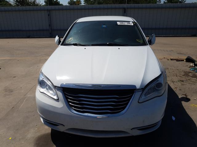 Photo 8 VIN: 1C3CCBABXCN318669 - CHRYSLER 200 LX 