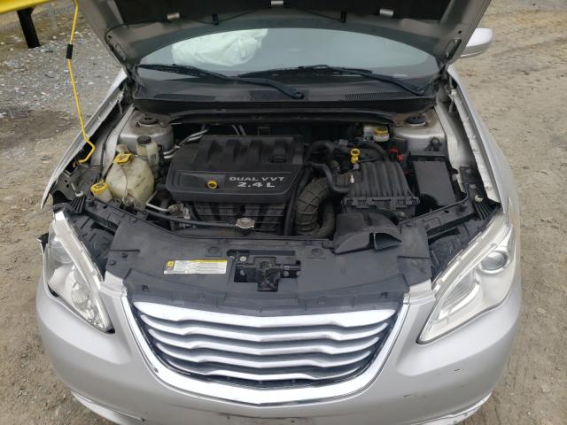 Photo 6 VIN: 1C3CCBABXCN320714 - CHRYSLER 200 LX 