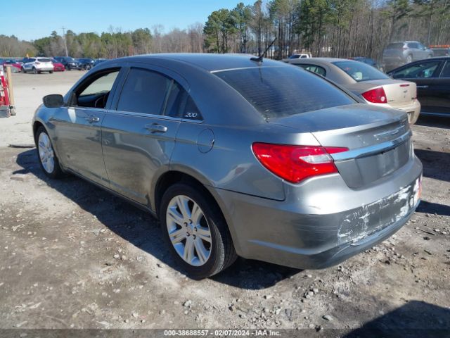 Photo 2 VIN: 1C3CCBABXDN639841 - CHRYSLER 200 