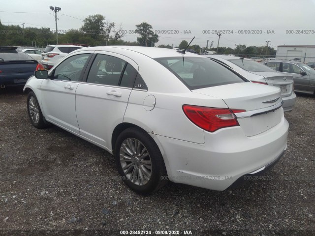 Photo 2 VIN: 1C3CCBABXDN671012 - CHRYSLER 200 