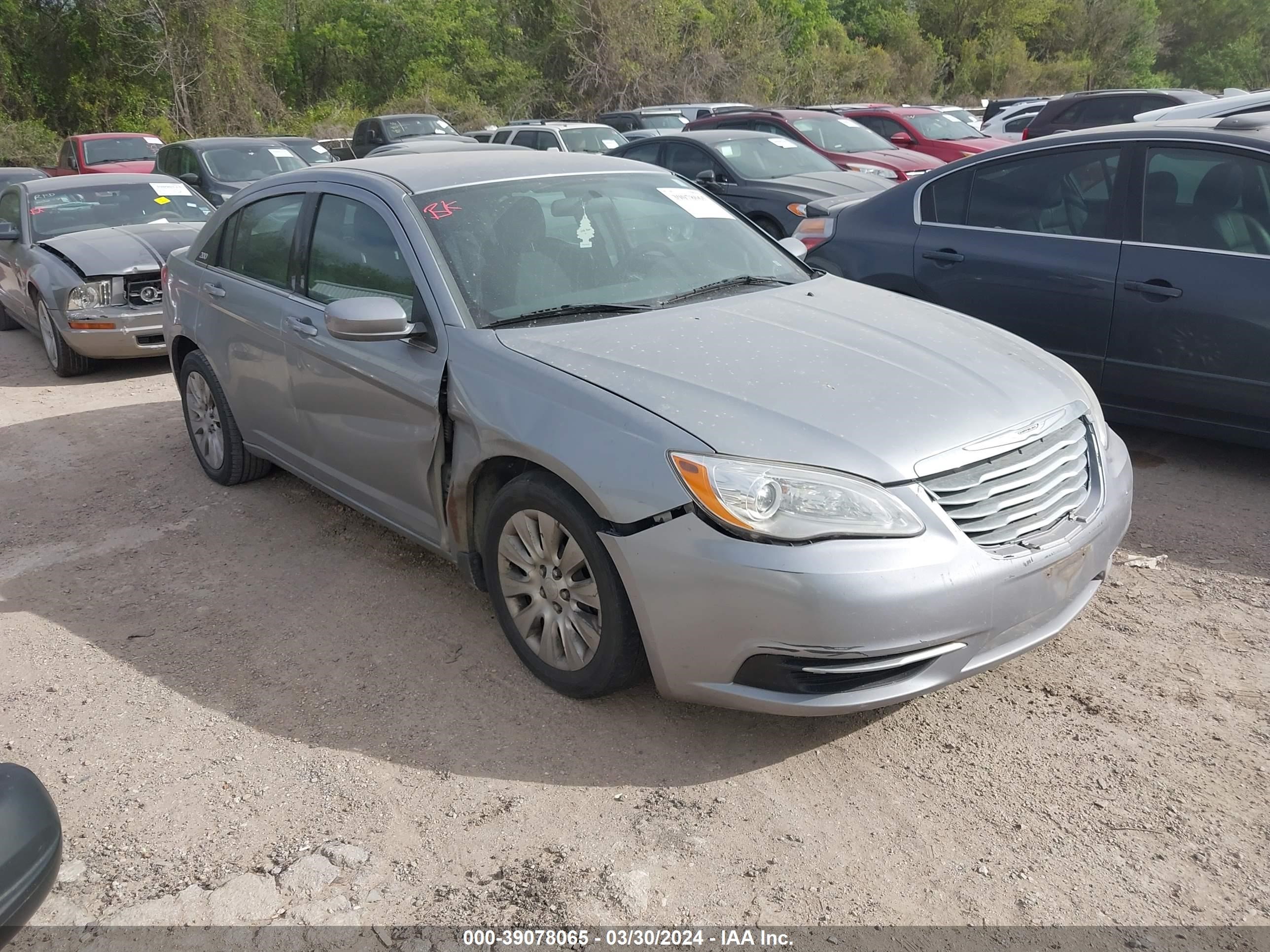 Photo 0 VIN: 1C3CCBABXEN140894 - CHRYSLER 200 