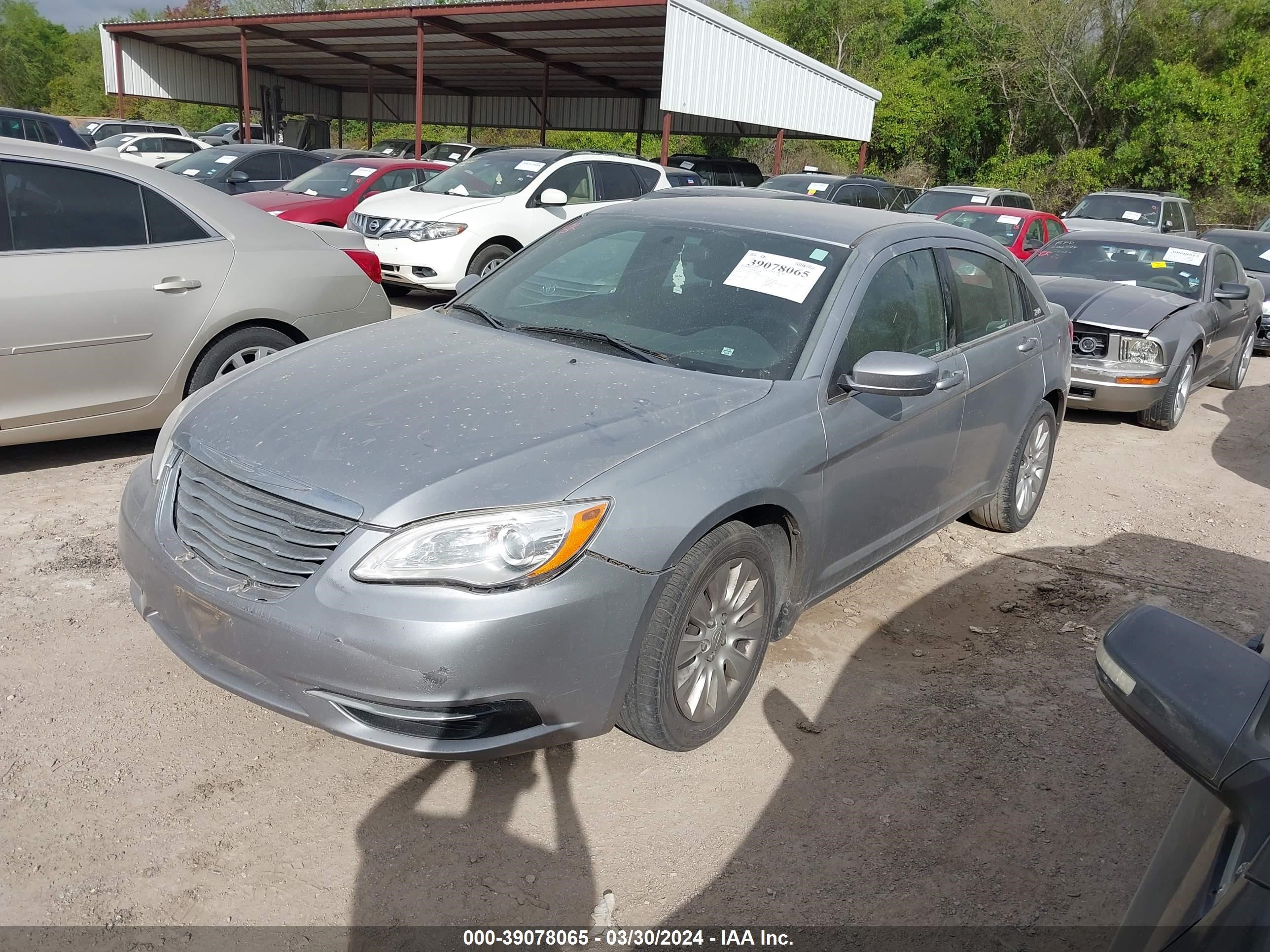 Photo 1 VIN: 1C3CCBABXEN140894 - CHRYSLER 200 