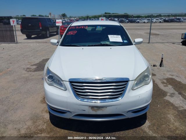 Photo 5 VIN: 1C3CCBABXEN213648 - CHRYSLER 200 