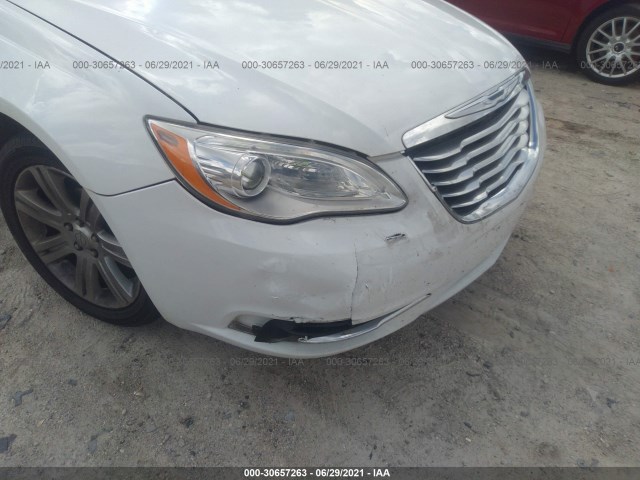 Photo 5 VIN: 1C3CCBAG1CN240603 - CHRYSLER 200 