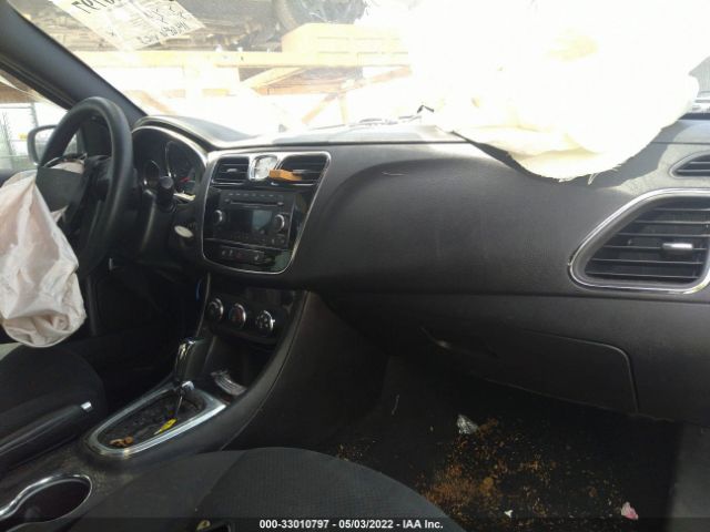 Photo 4 VIN: 1C3CCBAG3DN724015 - CHRYSLER 200 