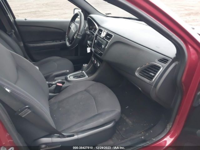 Photo 4 VIN: 1C3CCBAG6EN237912 - CHRYSLER 200 