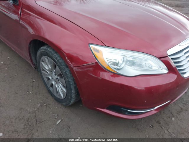 Photo 5 VIN: 1C3CCBAG6EN237912 - CHRYSLER 200 