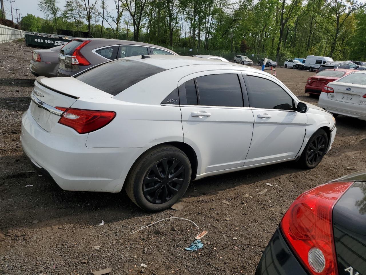 Photo 2 VIN: 1C3CCBAG7DN743098 - CHRYSLER 200 