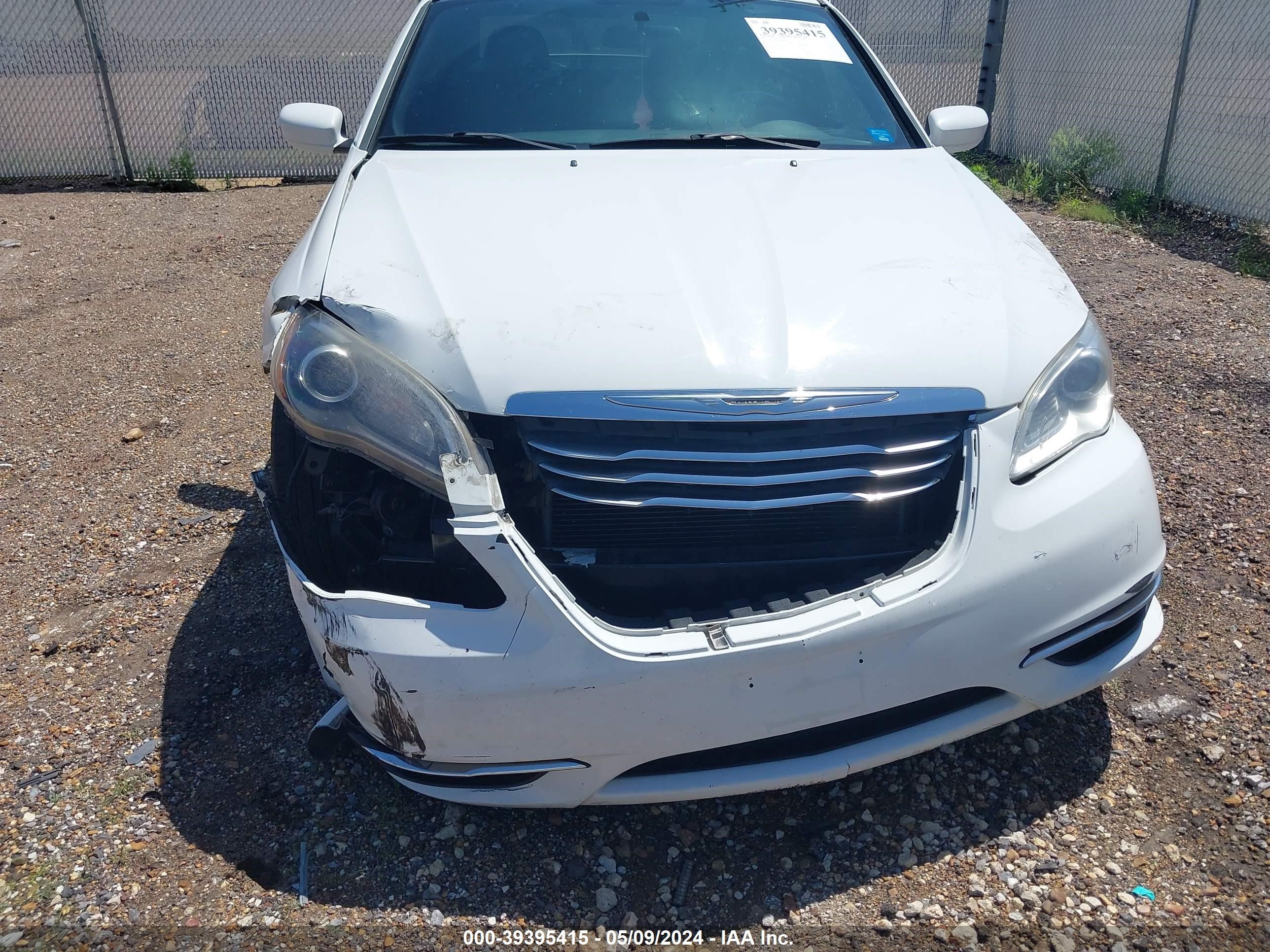 Photo 5 VIN: 1C3CCBAG8EN164896 - CHRYSLER 200 