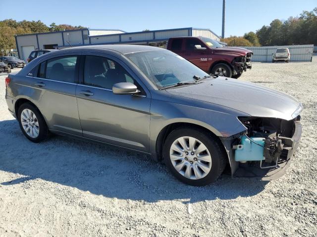 Photo 3 VIN: 1C3CCBAG9DN736606 - CHRYSLER 200 LX 