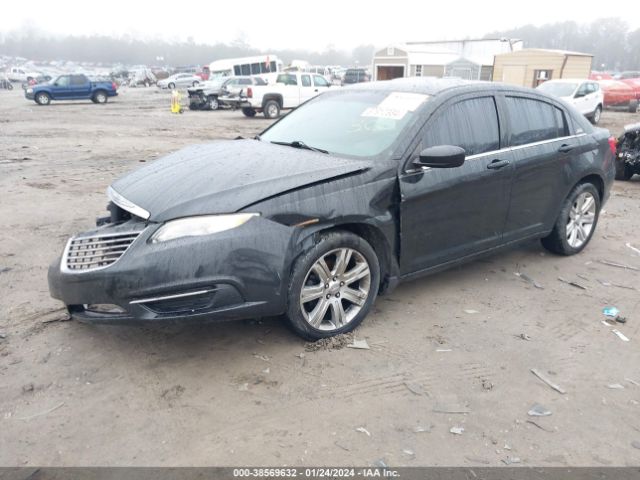 Photo 1 VIN: 1C3CCBBB0CN302818 - CHRYSLER 200 