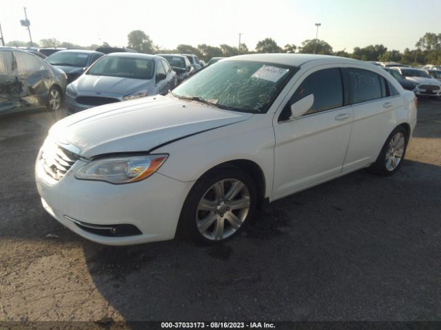 Photo 1 VIN: 1C3CCBBB0DN692045 - CHRYSLER 200 