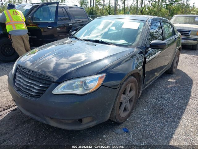 Photo 1 VIN: 1C3CCBBB0DN735119 - CHRYSLER 200 