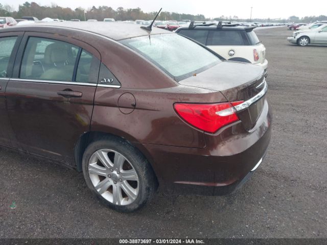 Photo 5 VIN: 1C3CCBBB1DN513737 - CHRYSLER 200 