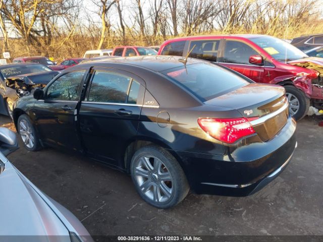 Photo 2 VIN: 1C3CCBBB1DN763897 - CHRYSLER 200 