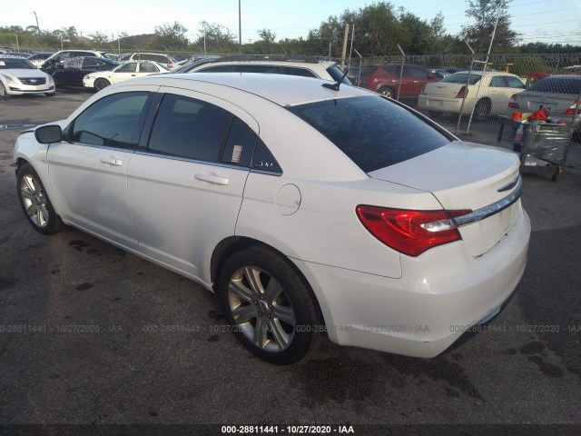 Photo 2 VIN: 1C3CCBBB2CN217737 - CHRYSLER 200 