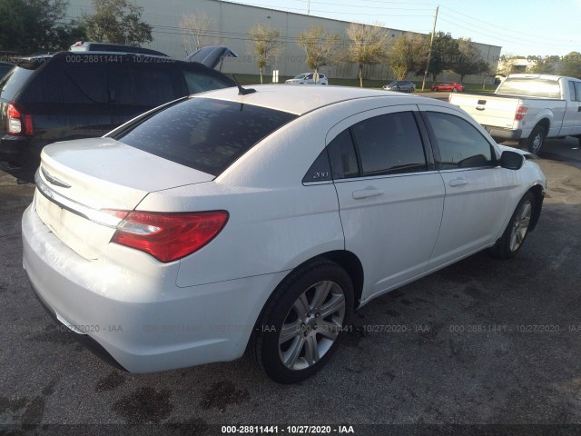 Photo 3 VIN: 1C3CCBBB2CN217737 - CHRYSLER 200 