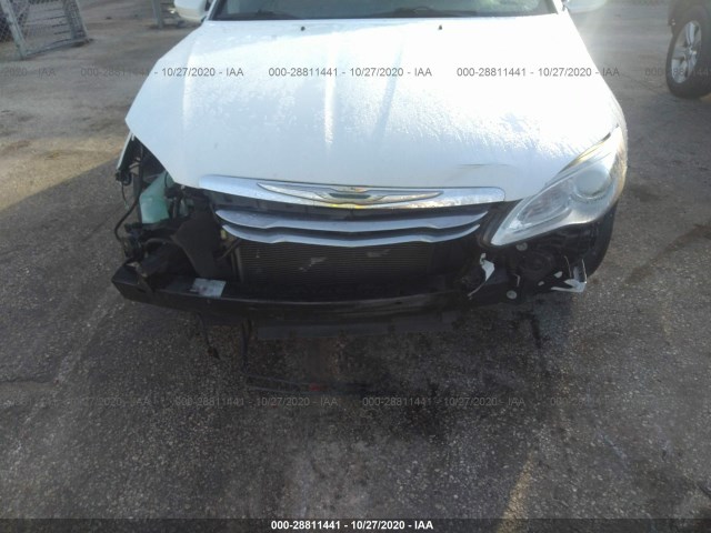 Photo 5 VIN: 1C3CCBBB2CN217737 - CHRYSLER 200 