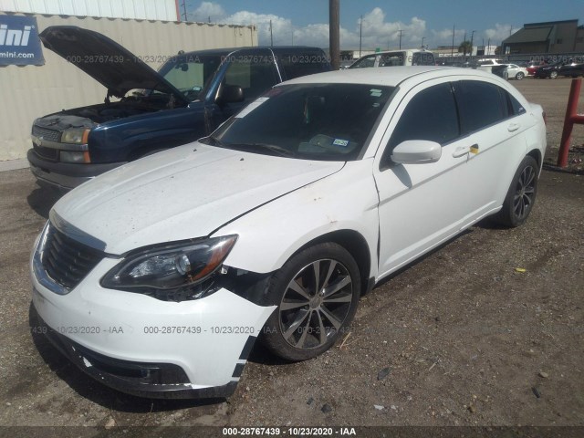 Photo 1 VIN: 1C3CCBBB2DN584512 - CHRYSLER 200 