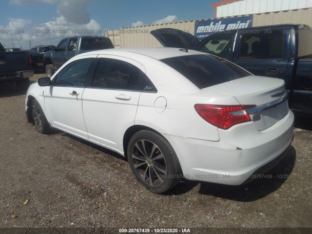 Photo 2 VIN: 1C3CCBBB2DN584512 - CHRYSLER 200 