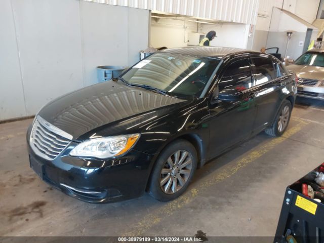 Photo 1 VIN: 1C3CCBBB2DN743769 - CHRYSLER 200 