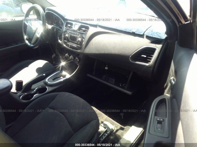 Photo 4 VIN: 1C3CCBBB2DN765321 - CHRYSLER 200 