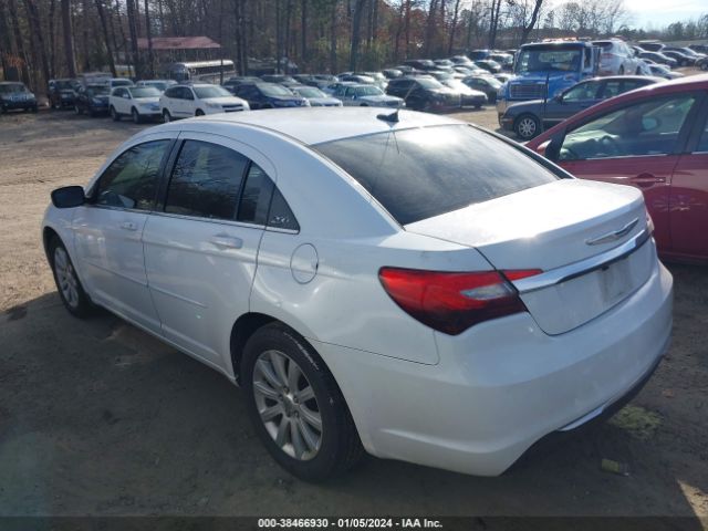 Photo 2 VIN: 1C3CCBBB2DN773080 - CHRYSLER 200 