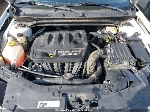 Photo 9 VIN: 1C3CCBBB2DN773080 - CHRYSLER 200 