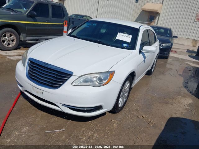 Photo 1 VIN: 1C3CCBBB2EN186265 - CHRYSLER 200 