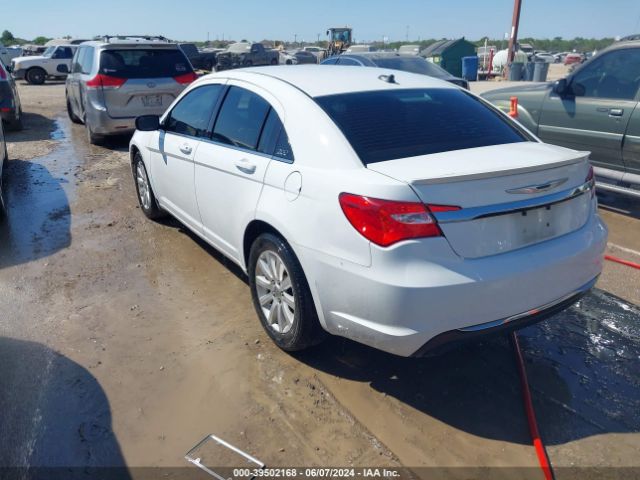 Photo 2 VIN: 1C3CCBBB2EN186265 - CHRYSLER 200 