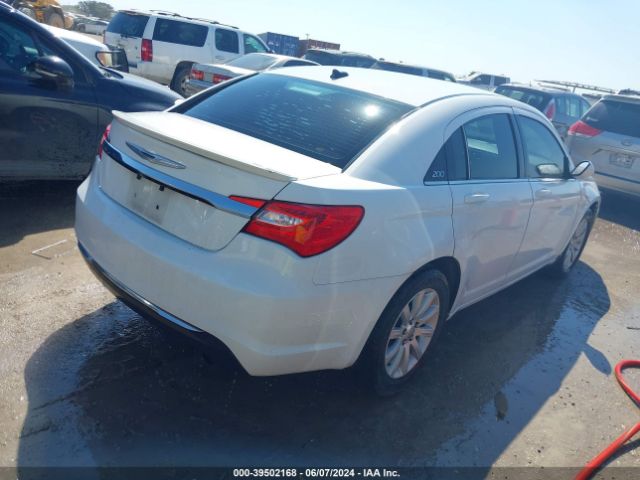 Photo 3 VIN: 1C3CCBBB2EN186265 - CHRYSLER 200 