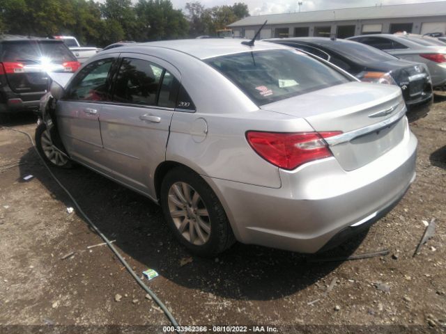 Photo 2 VIN: 1C3CCBBB3CN172050 - CHRYSLER 200 