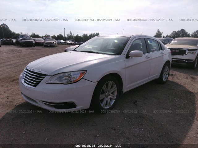 Photo 1 VIN: 1C3CCBBB3CN213390 - CHRYSLER 200 