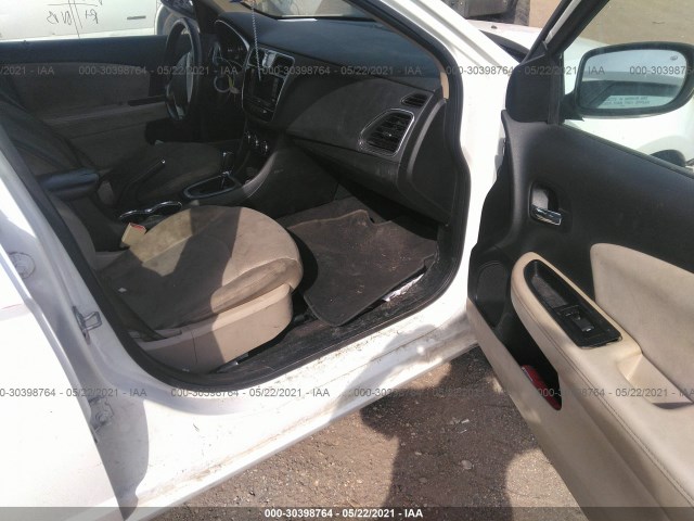 Photo 4 VIN: 1C3CCBBB3CN213390 - CHRYSLER 200 