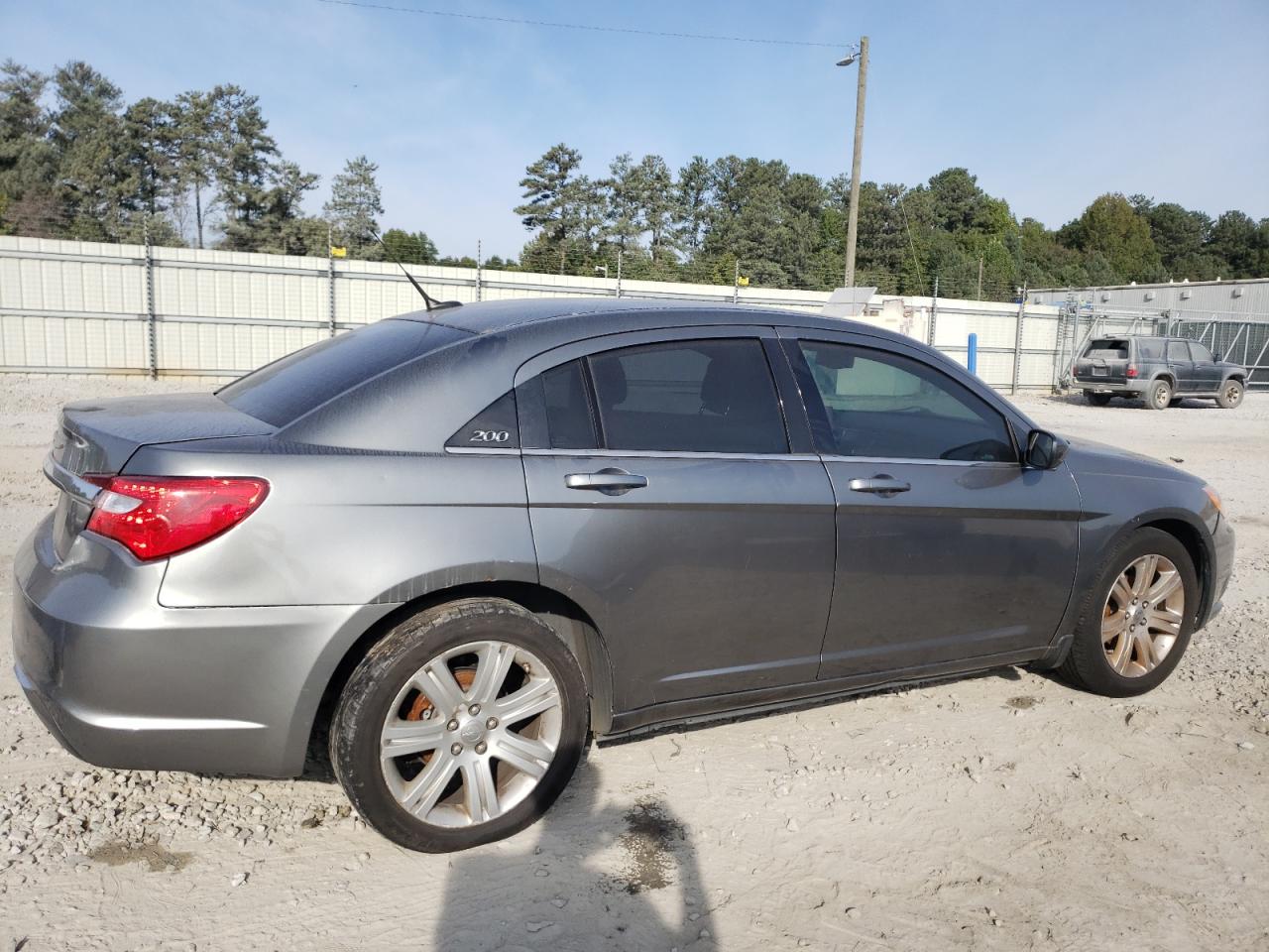 Photo 2 VIN: 1C3CCBBB3CN288848 - CHRYSLER 200 