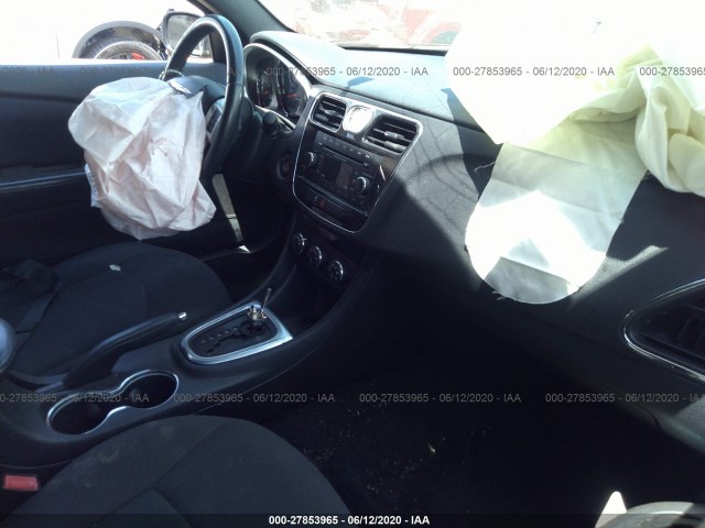 Photo 4 VIN: 1C3CCBBB3DN635841 - CHRYSLER 200 