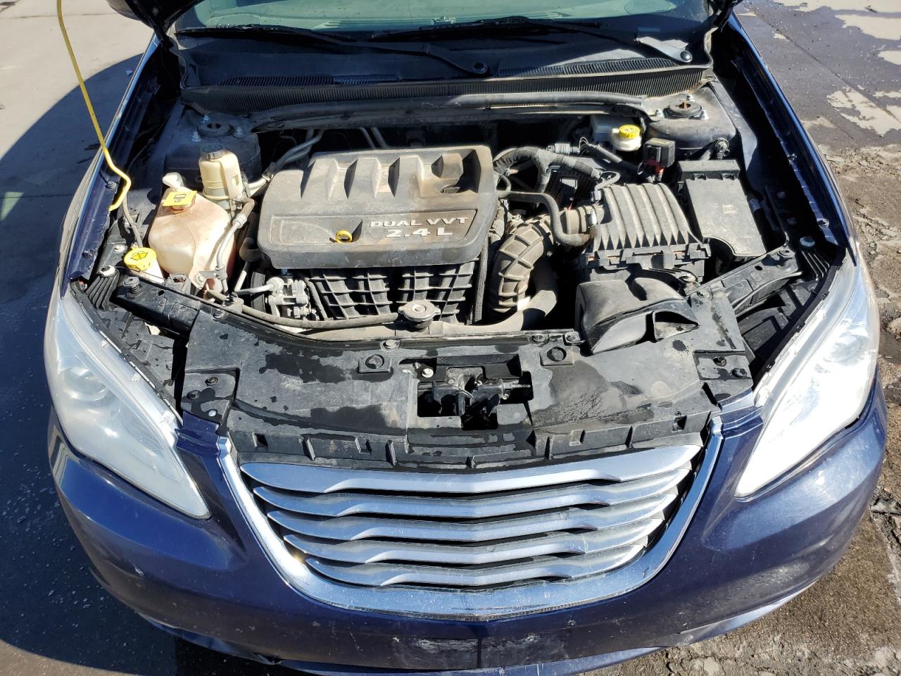 Photo 10 VIN: 1C3CCBBB3DN739276 - CHRYSLER 200 