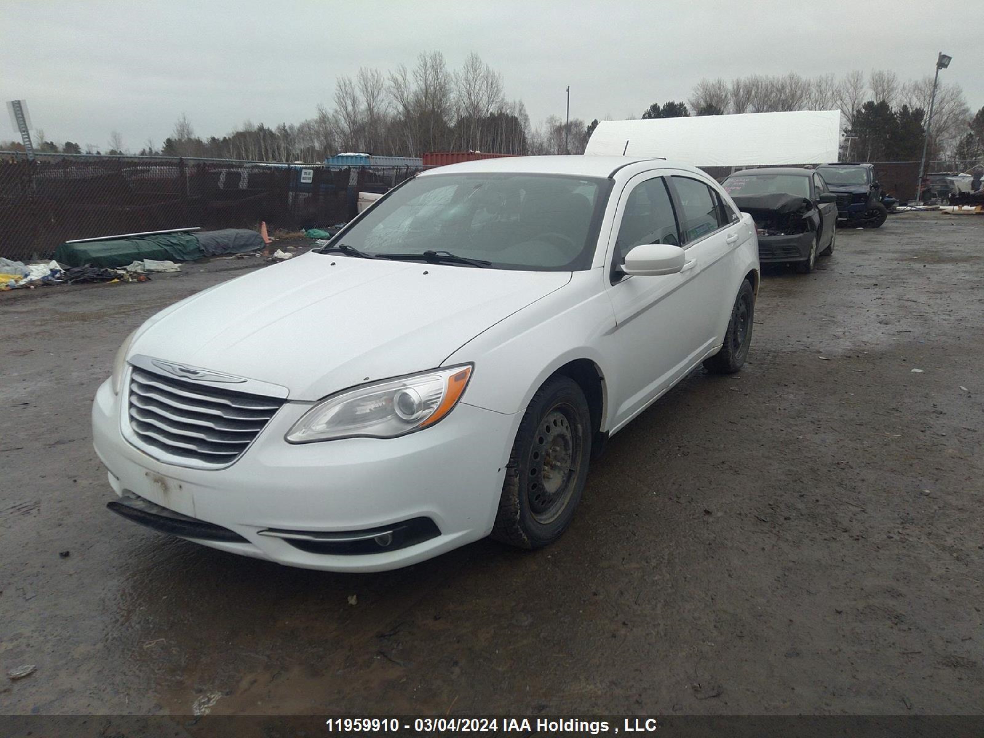 Photo 1 VIN: 1C3CCBBB3EN101224 - CHRYSLER 200 